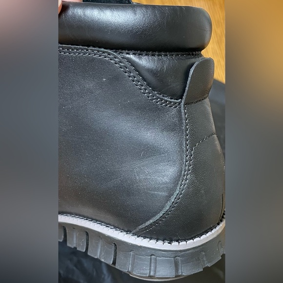 CLEARANCE! Cole Haan Mens ZeroGrand Water-Resistant
Hiker Boots Size: 9M - Picture 10 of 15